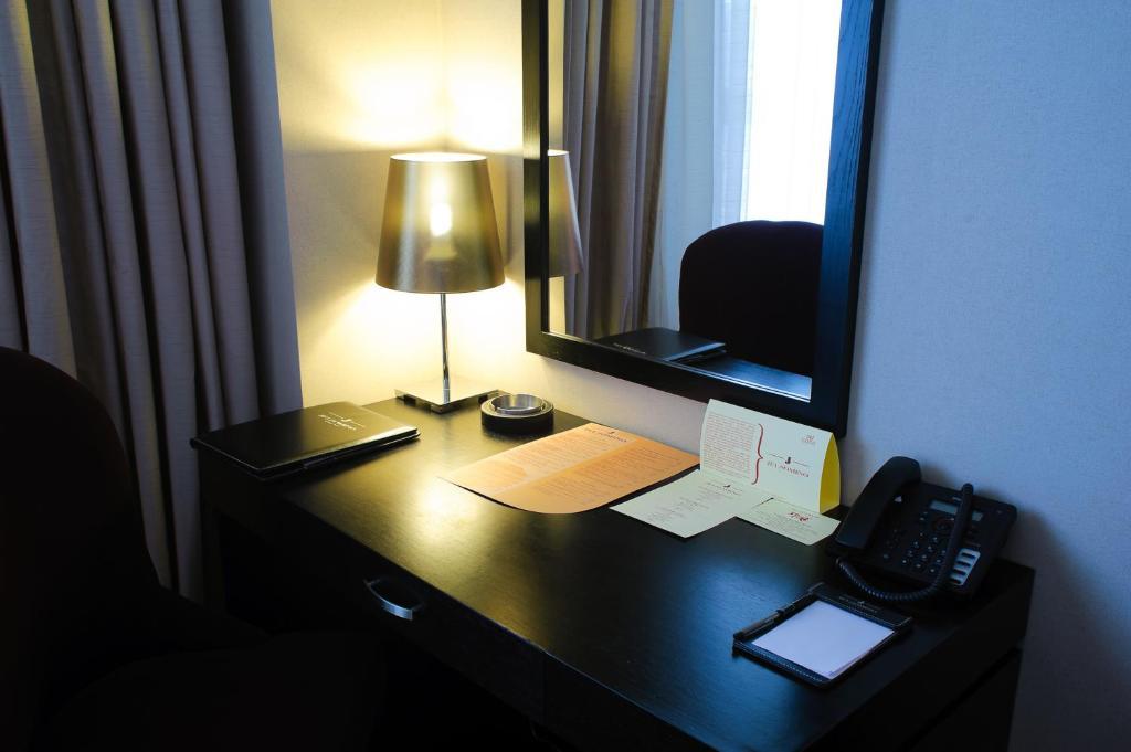 Jelsomino Boutique Hotel Astaná Habitación foto